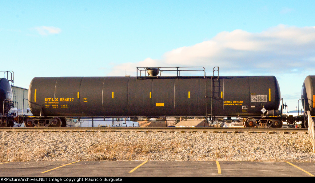 UTLX Tank Car